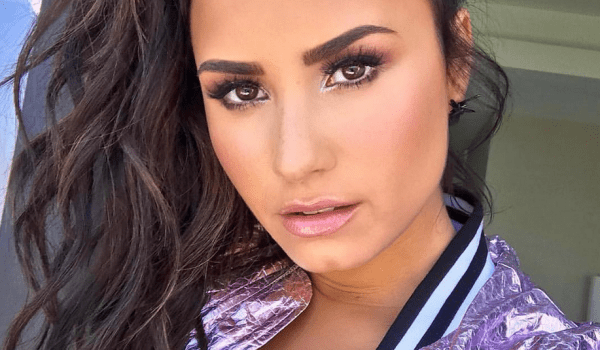 Demi Lovato is awake and recovering!