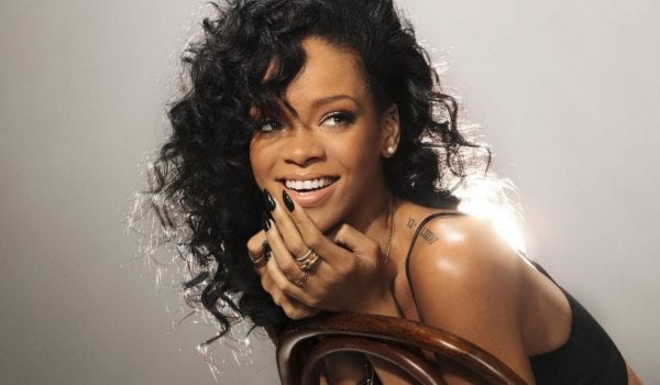 Rihanna In Dubai!